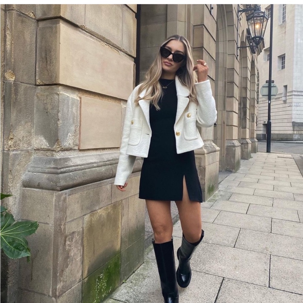 Zara Black Mini Skirt with Side Slit